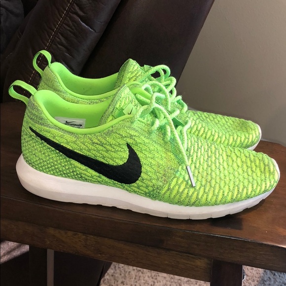 Nike Other - Nike flyknit roshe run Nike Other - Nike flyknit roshe run